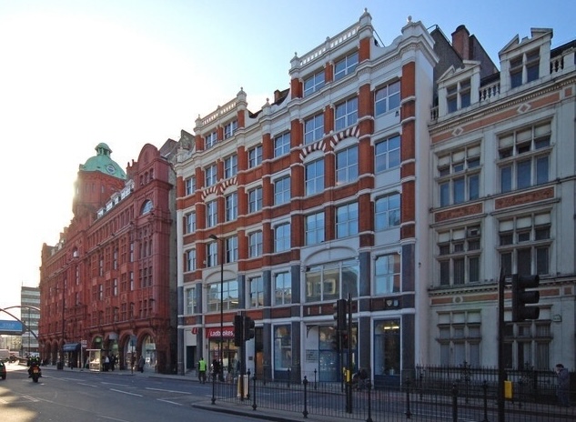 Photo of Fergusson House where the office of A M Phillips is located.